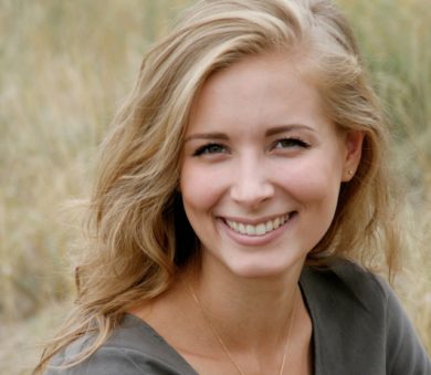 女性の特権 素敵な出会いは笑顔で実現できる Office Smile